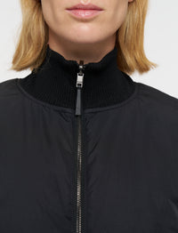 Black Veste - Black