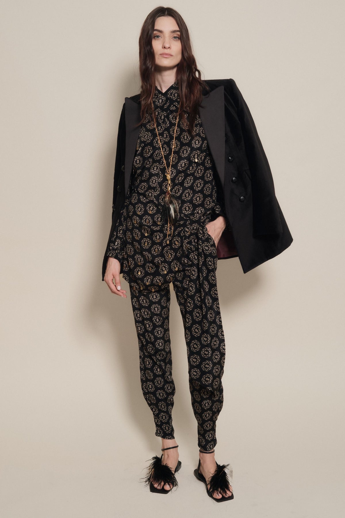 Intricate Islands silk blouse - Black