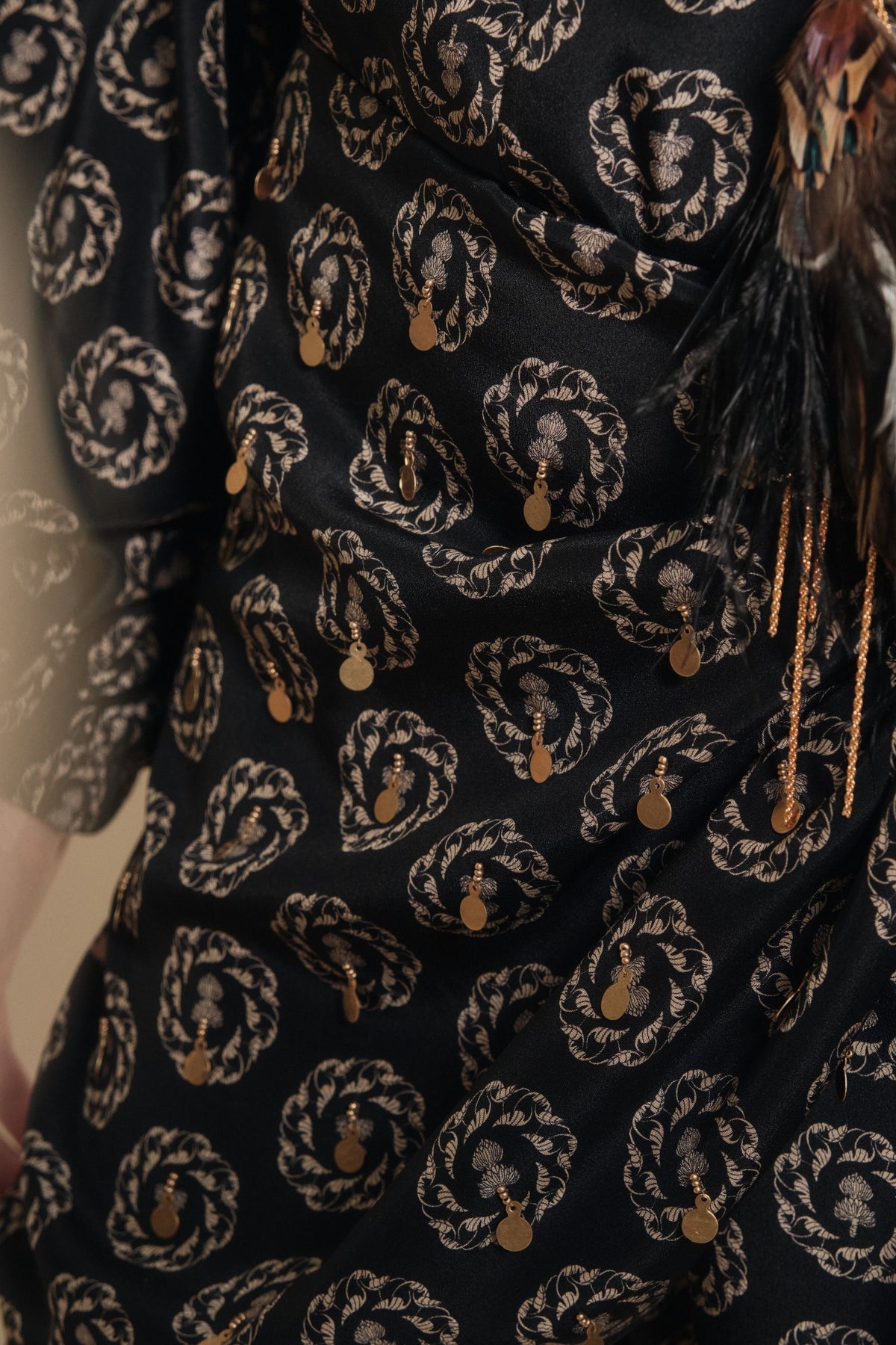 Intricate Islands silk blouse - Black