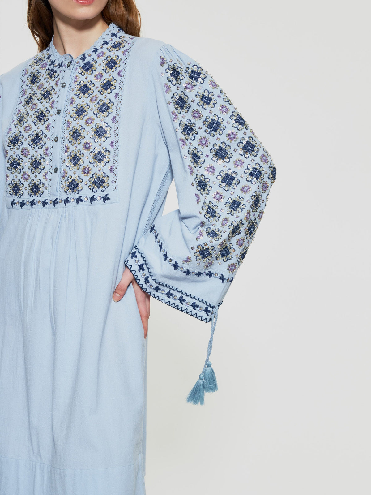 Robe courte brodée de sequins Joana - Blue