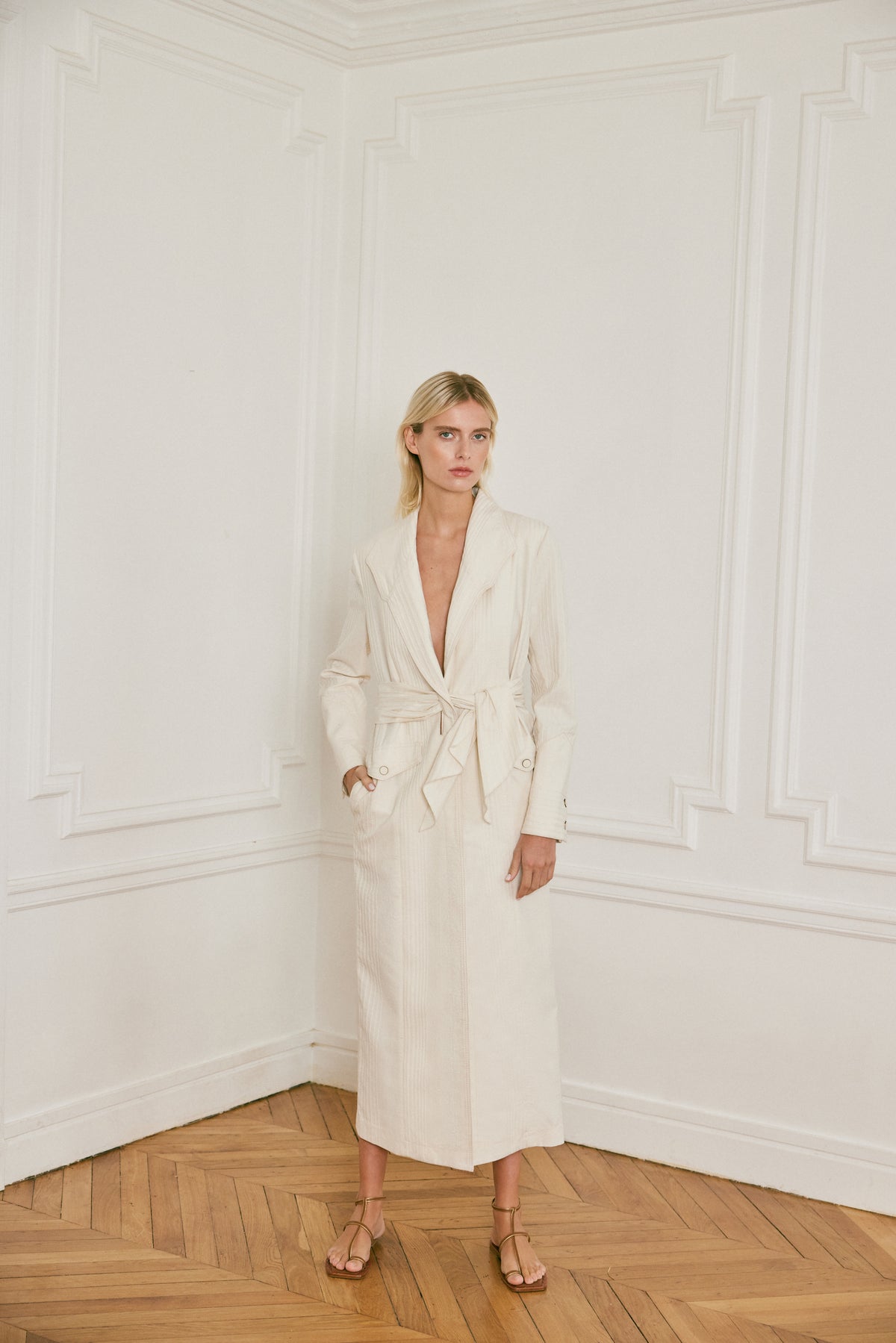 White / Welcome To The City Trenchcoat