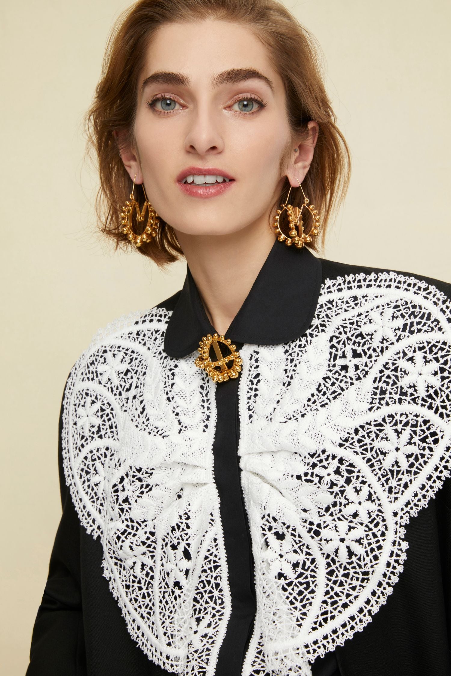 Gold-plated brass hoop earrings with pearls - Gold