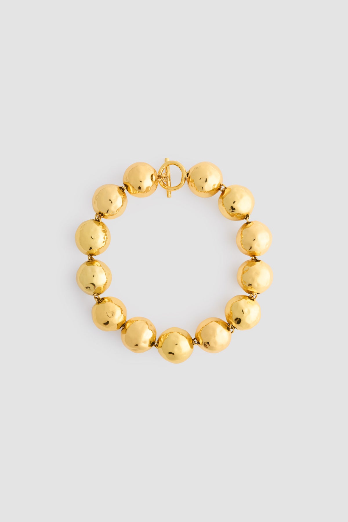 Gold / Collier à boules martelées en laiton doré