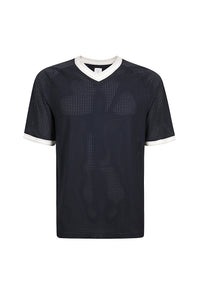 T-SHIRT SCOLLO A V RELAX FIT