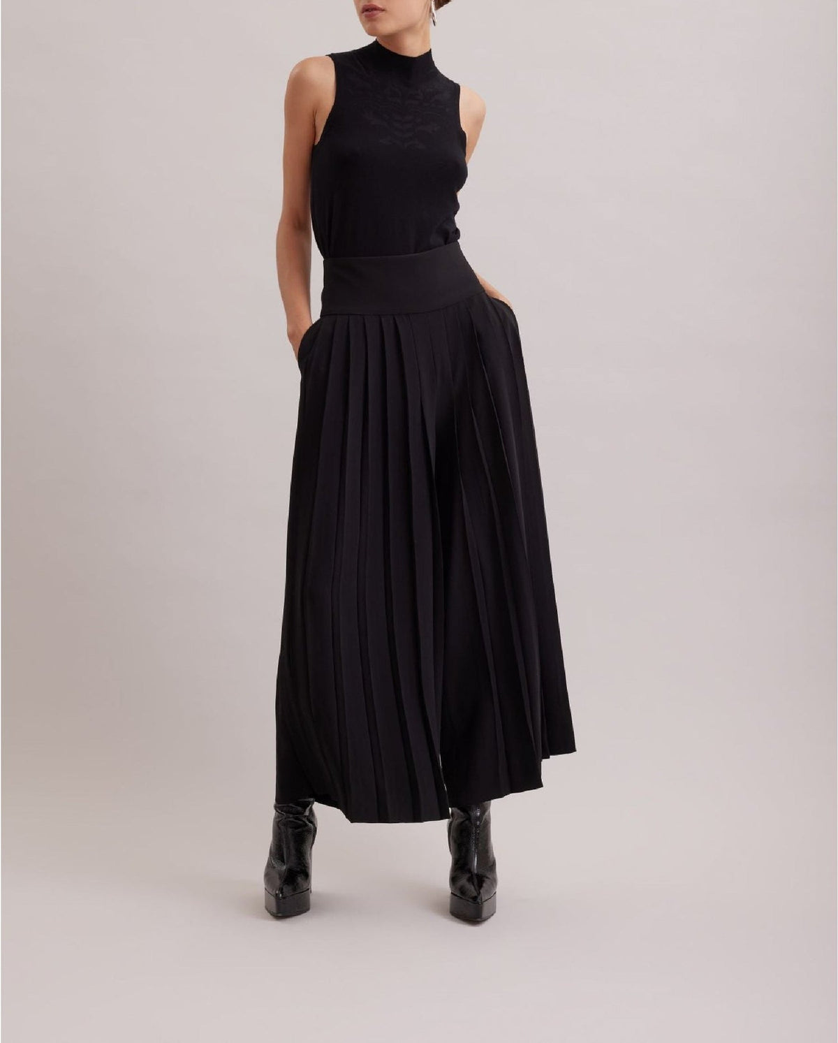 Pull sans manche Katixa en maille - Black
