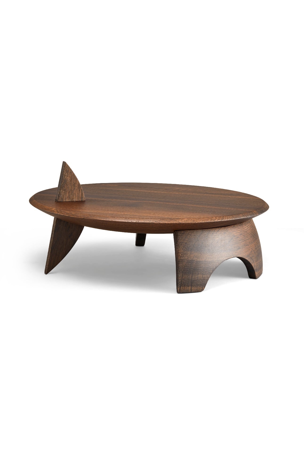 KELLY BEHUN LEAF FLAT PLATTER ON STAND-BROWN