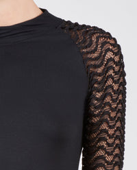 Robe Kim à manches en dentelle raglan - Black