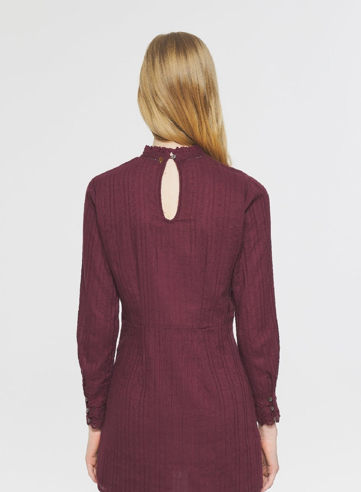 Robe courte brodée Kiss - Burgundy