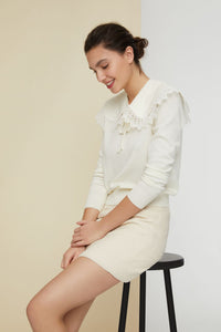 Slim-fit jumper with crochet collar in wool - Cream