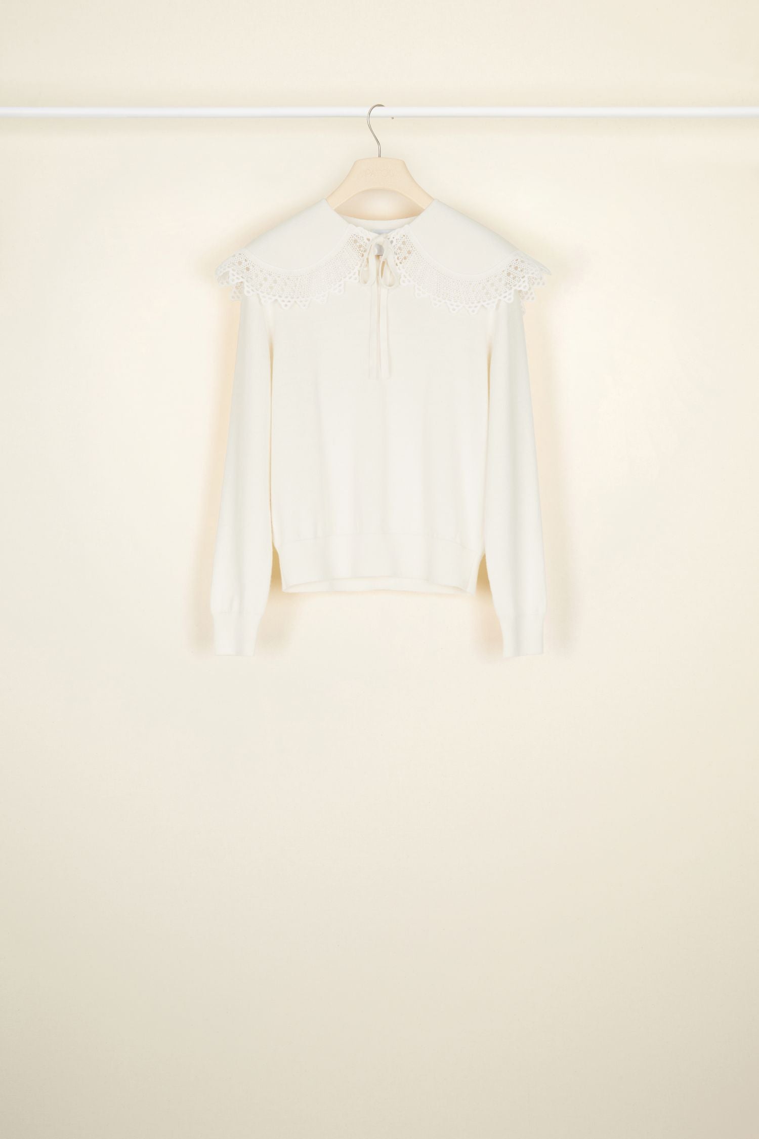 Slim-fit jumper with crochet collar in wool - Cream