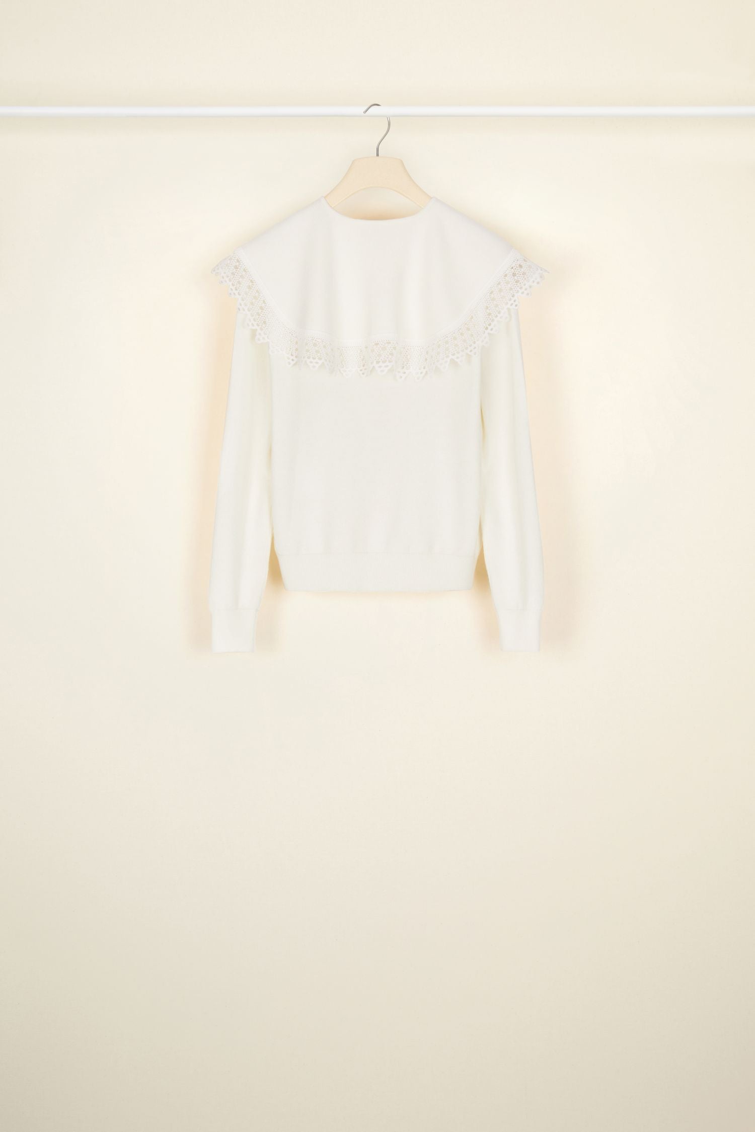 Slim-fit jumper with crochet collar in wool - Cream