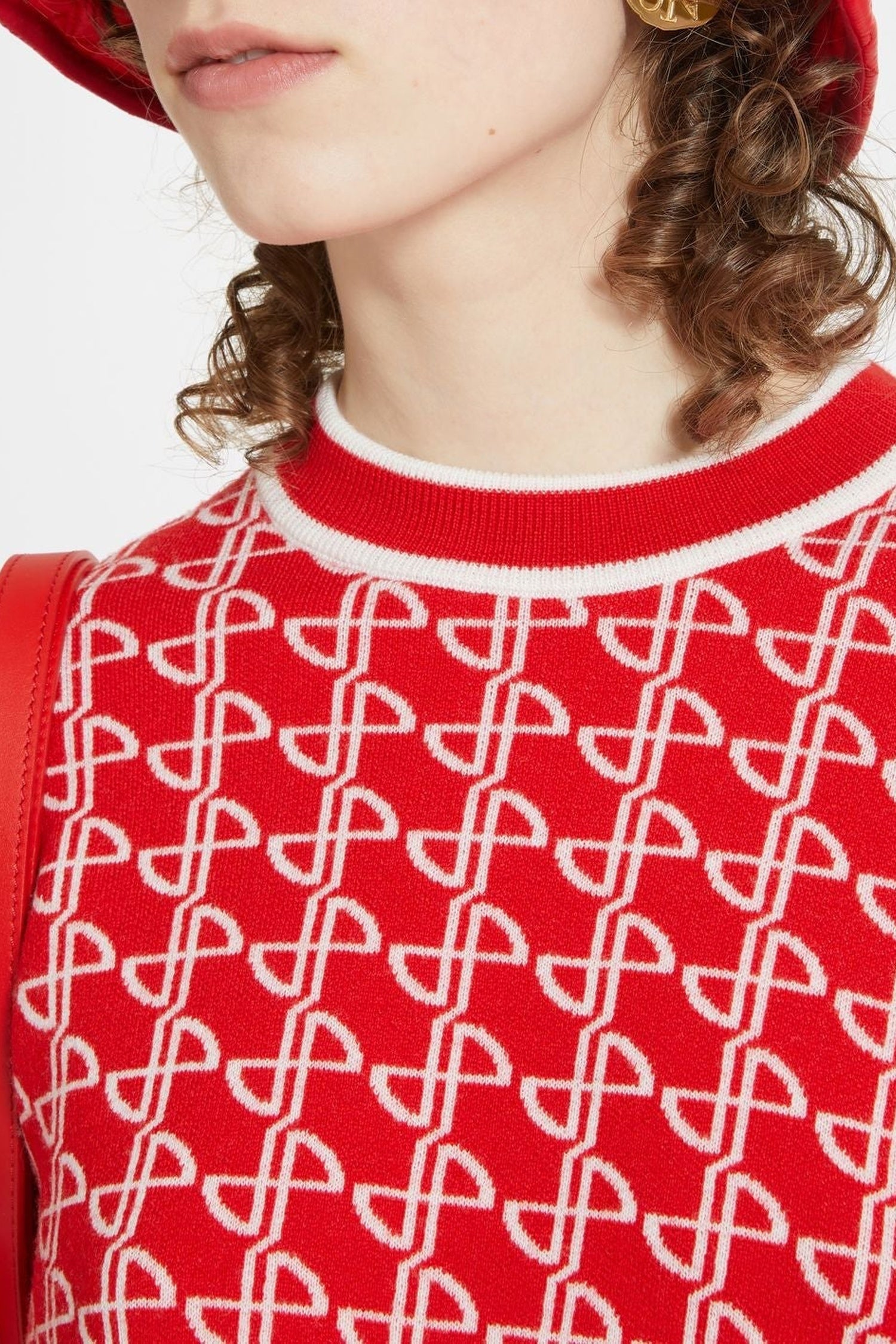 Pull court en laine jacquard éco-responsable