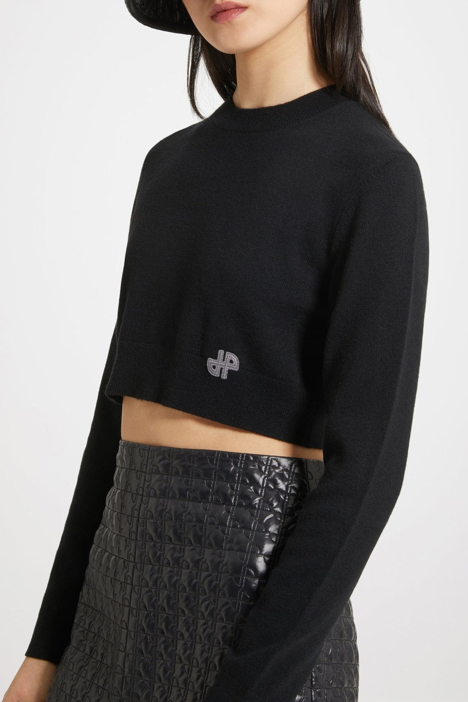 Pull court en laine et cachemire