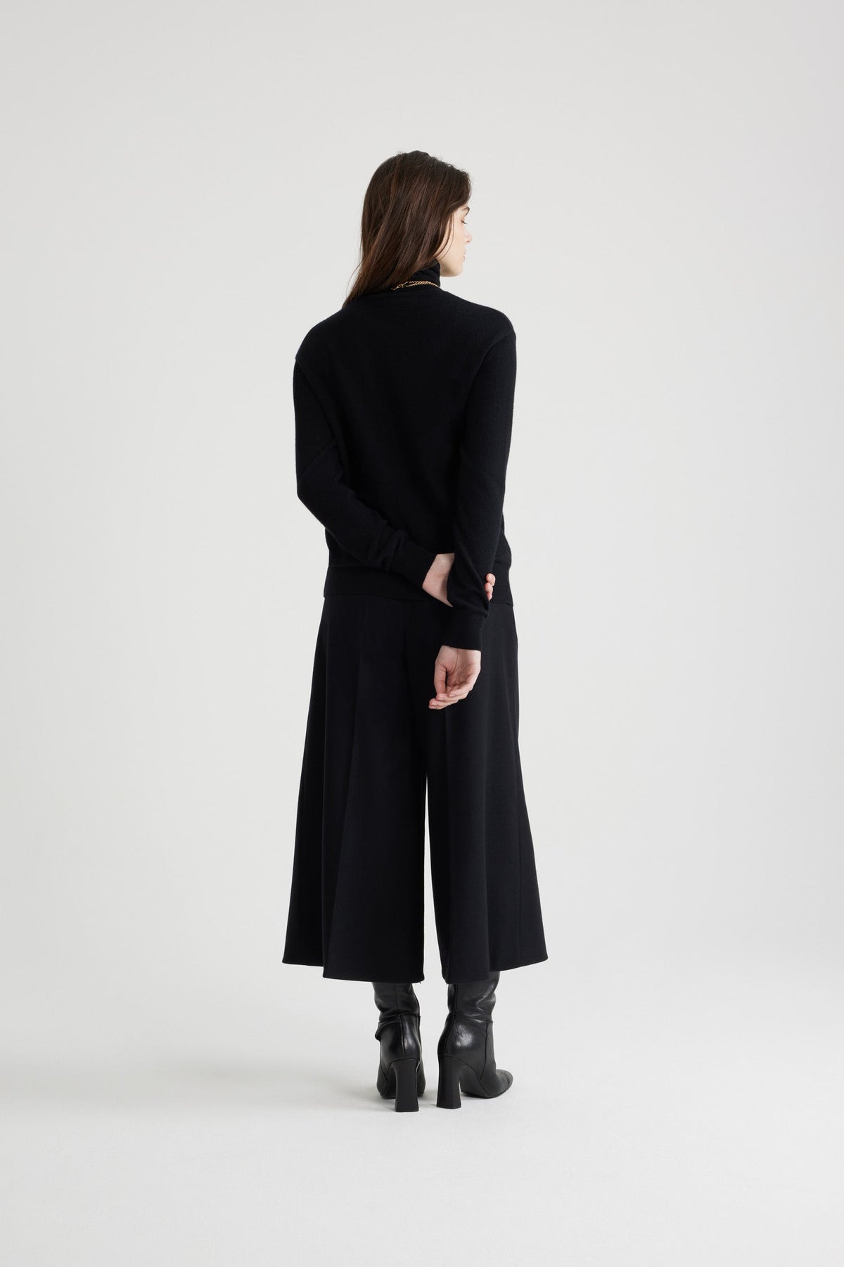 Black / Pull JP à col roulé en laine et cachemire éco-responsable
