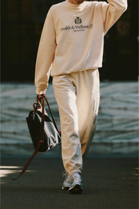 H&W Crest printed sweatpants - Cream