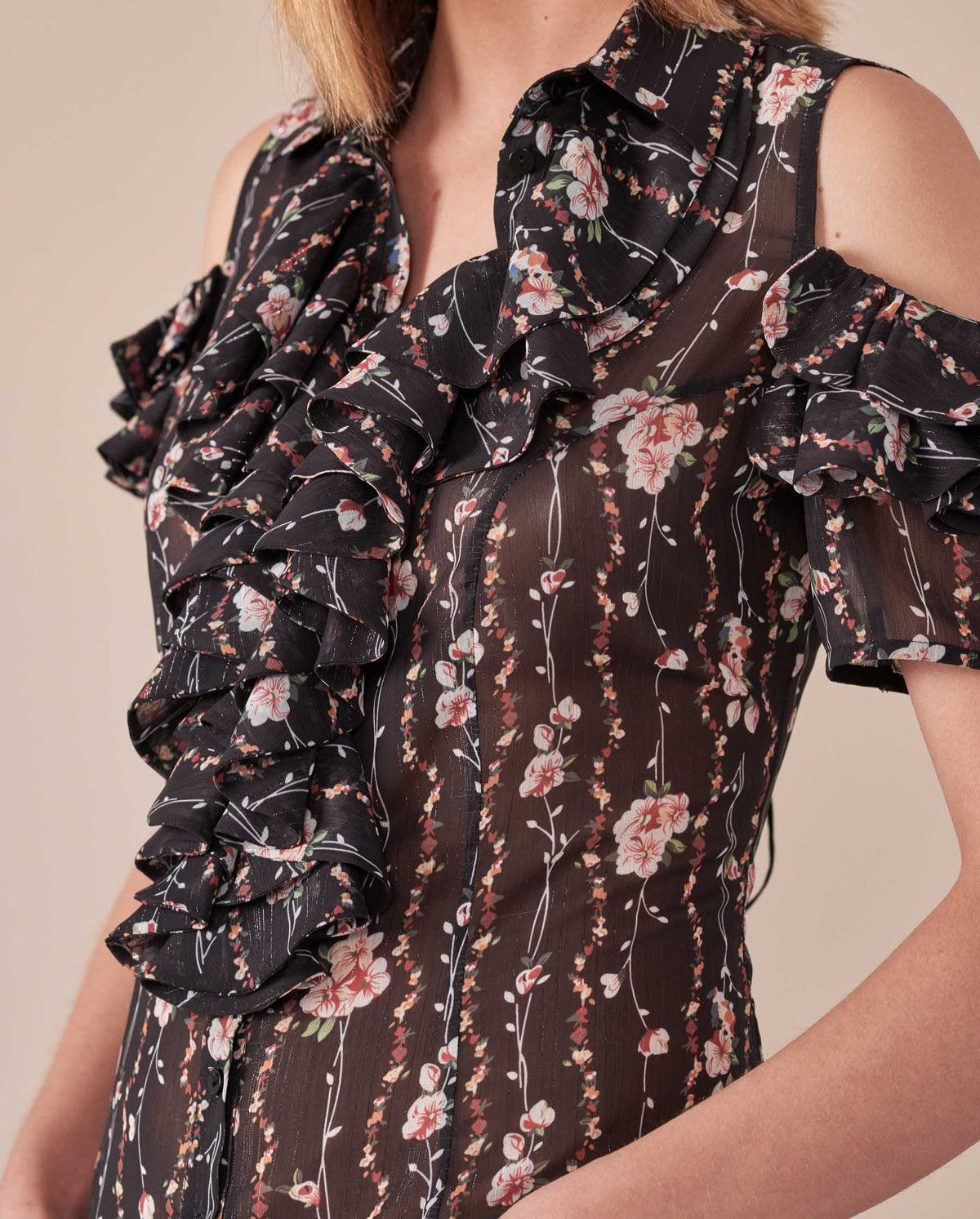 Black / Chemise Lacy