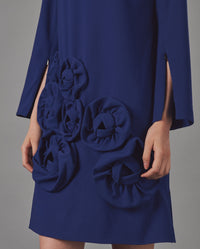 Robe Lavonna avec fleurs tricotées - Ultrablue