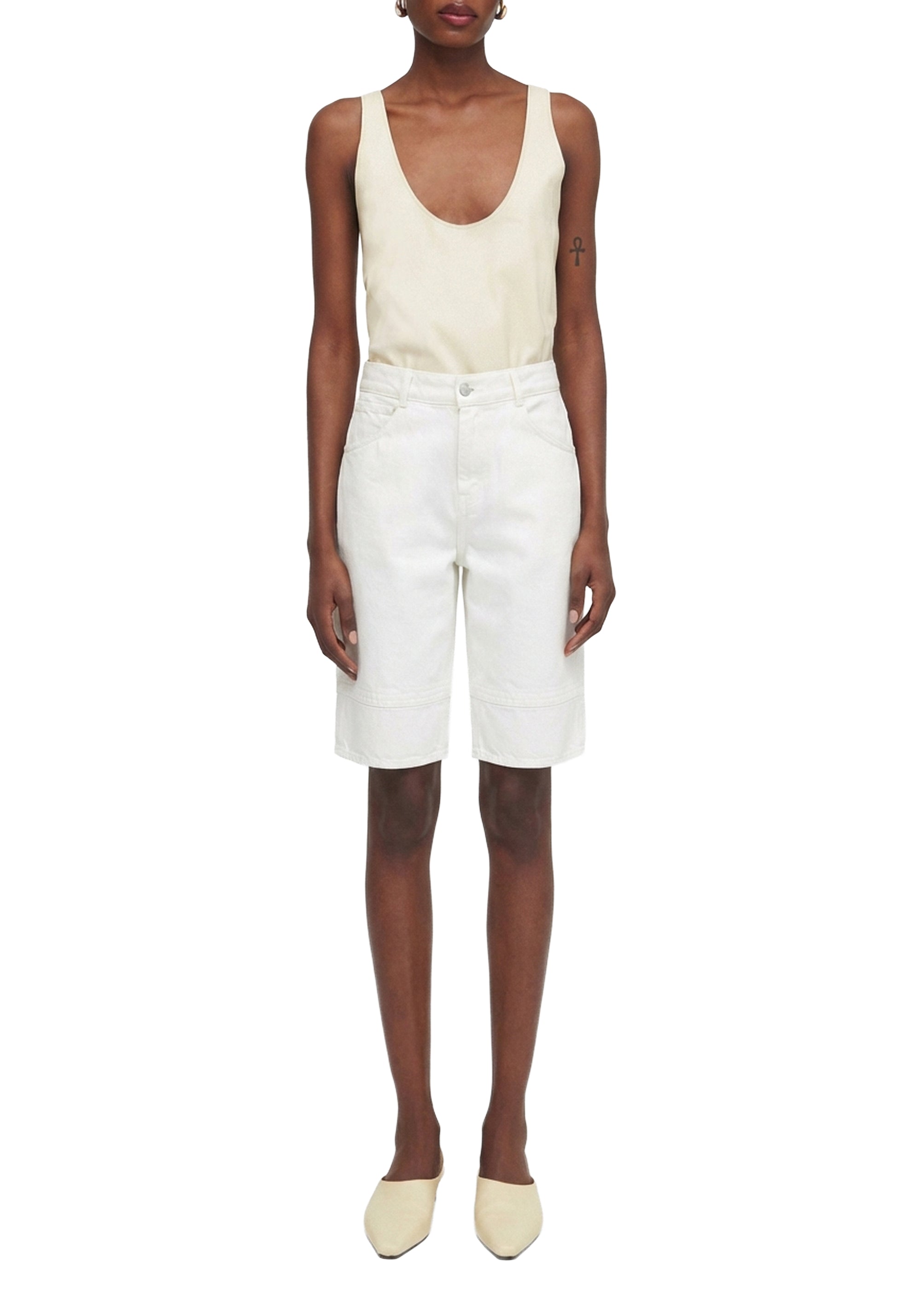 Bermuda Lazlo - White