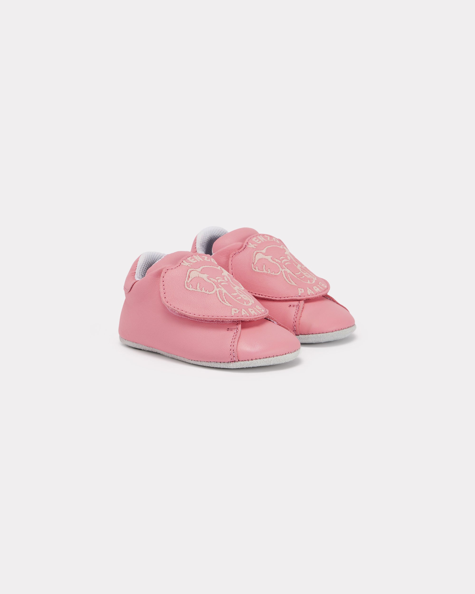 Chaussons // LVMH