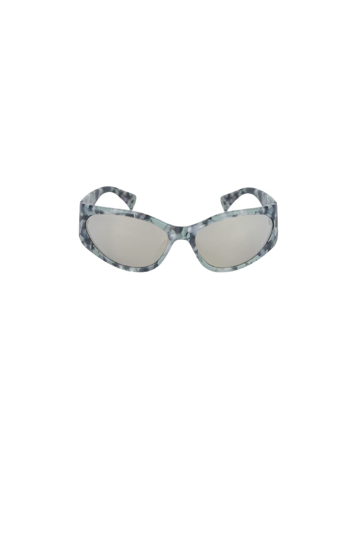 Lunettes De Soleil /// LVMH
