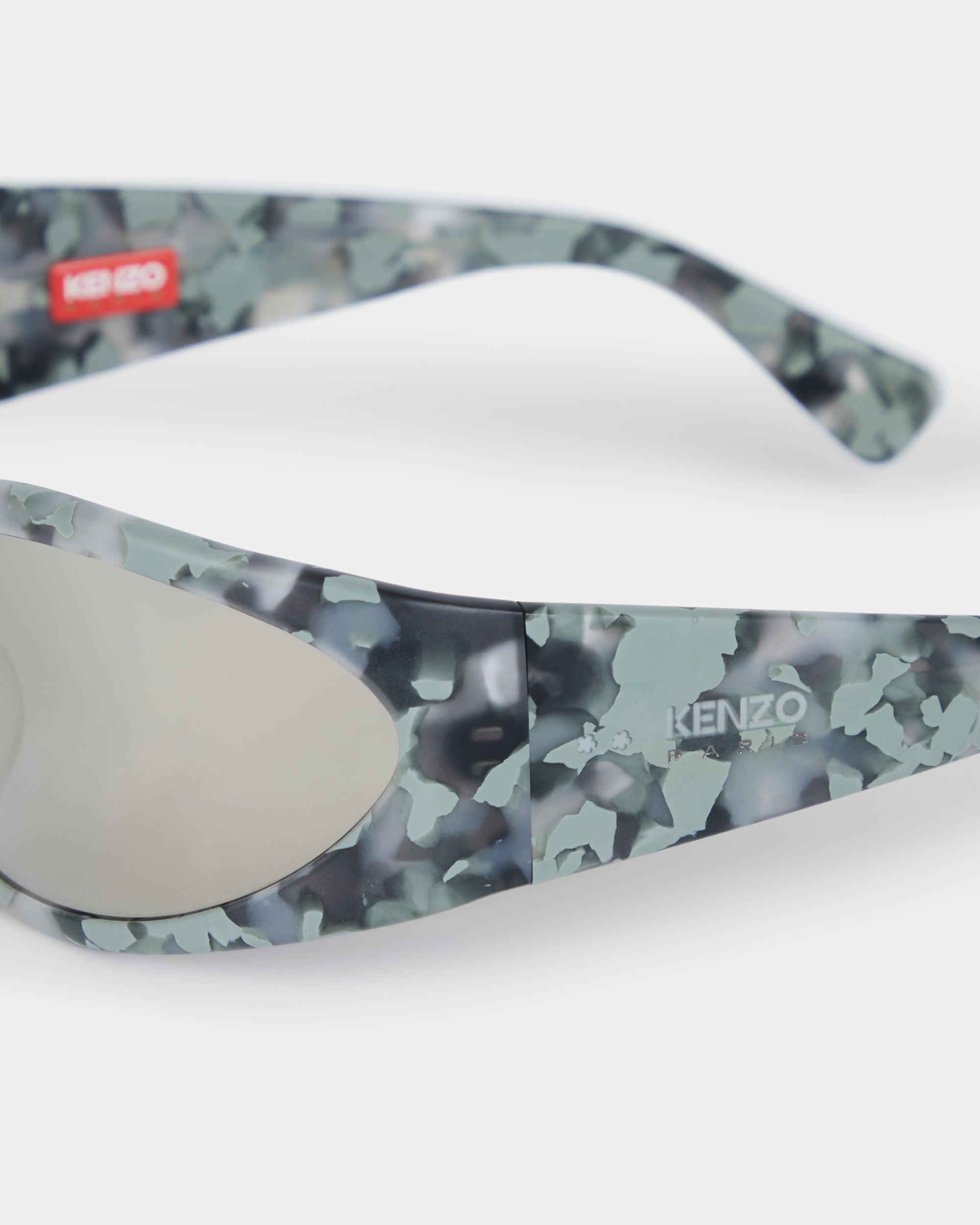 Lunettes De Soleil /// LVMH