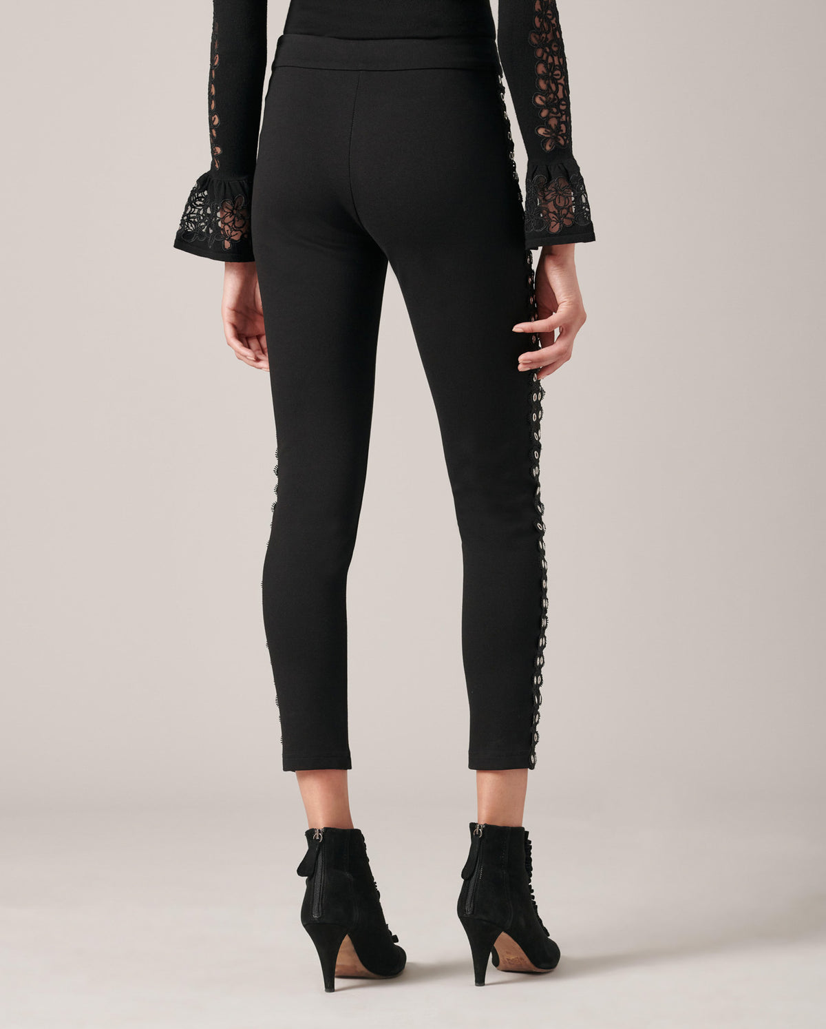 Black / Legging Lean