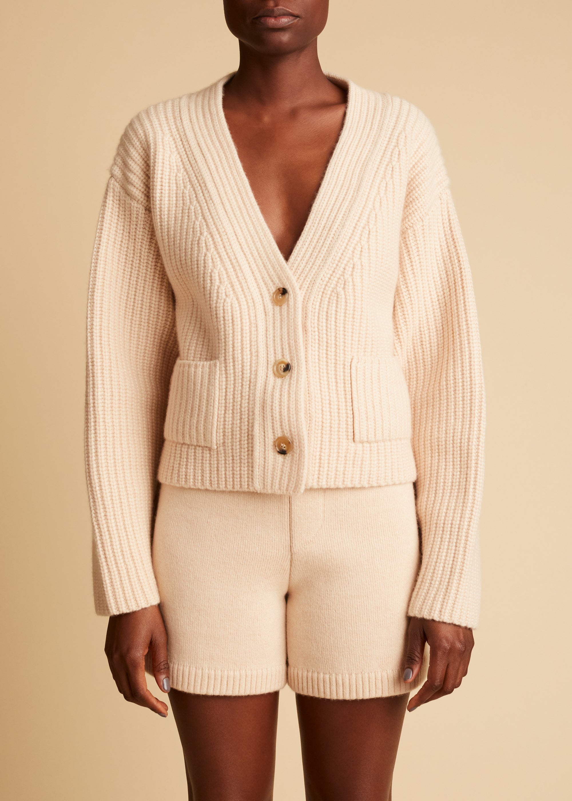 Lea cardigan in cashmere - Custard