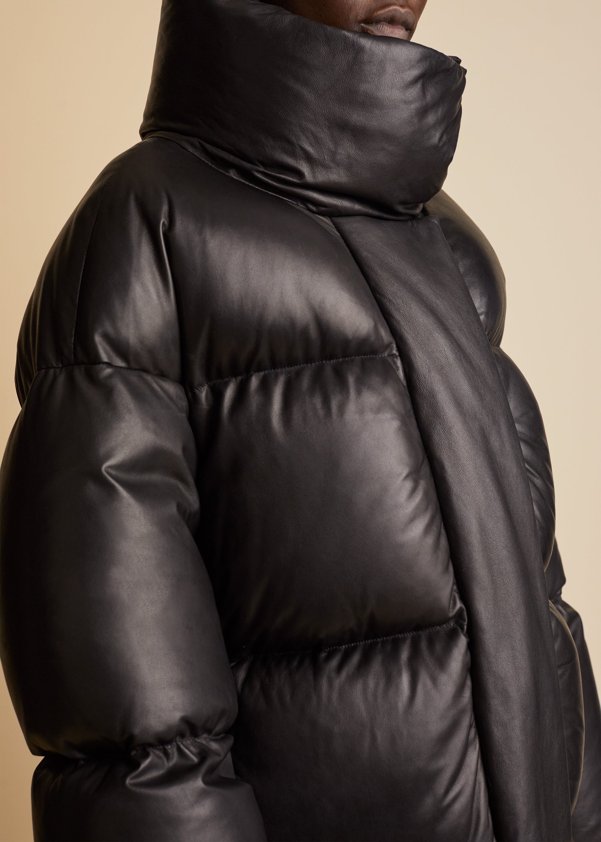 Leo puffer coat in leather - Black