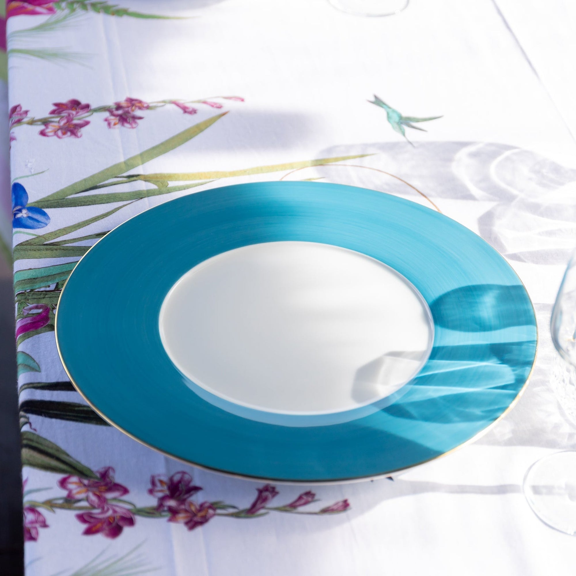 Assiette de présentation Lexington Filet d'or en porcelaine - Lavande