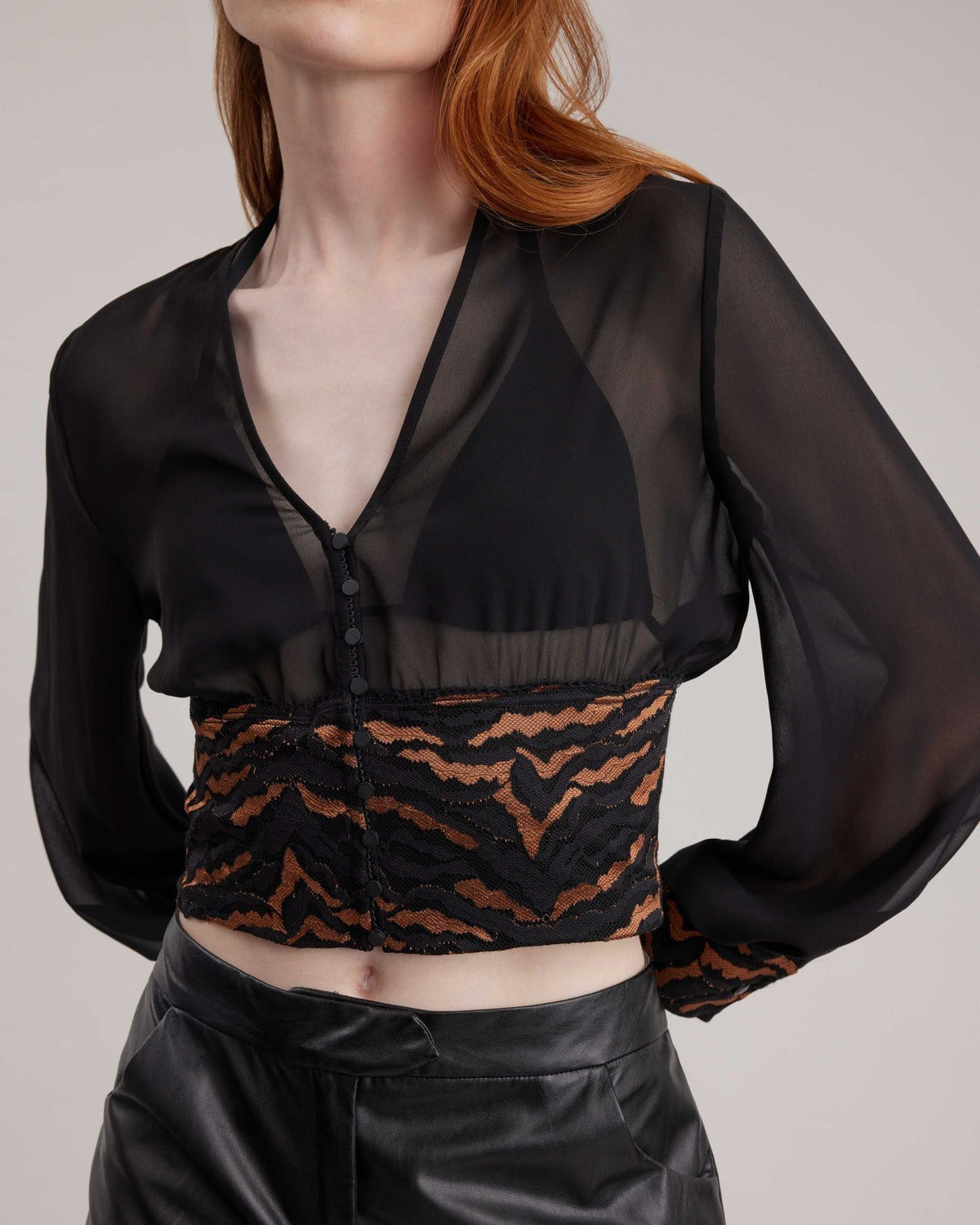 Top Lionne à détails dentelle - Black