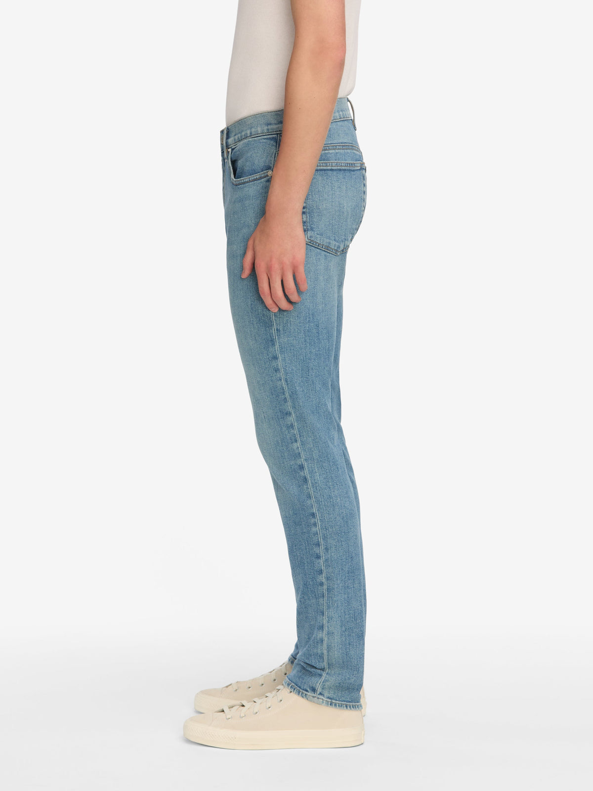 L'HOMME SLIMTITAN