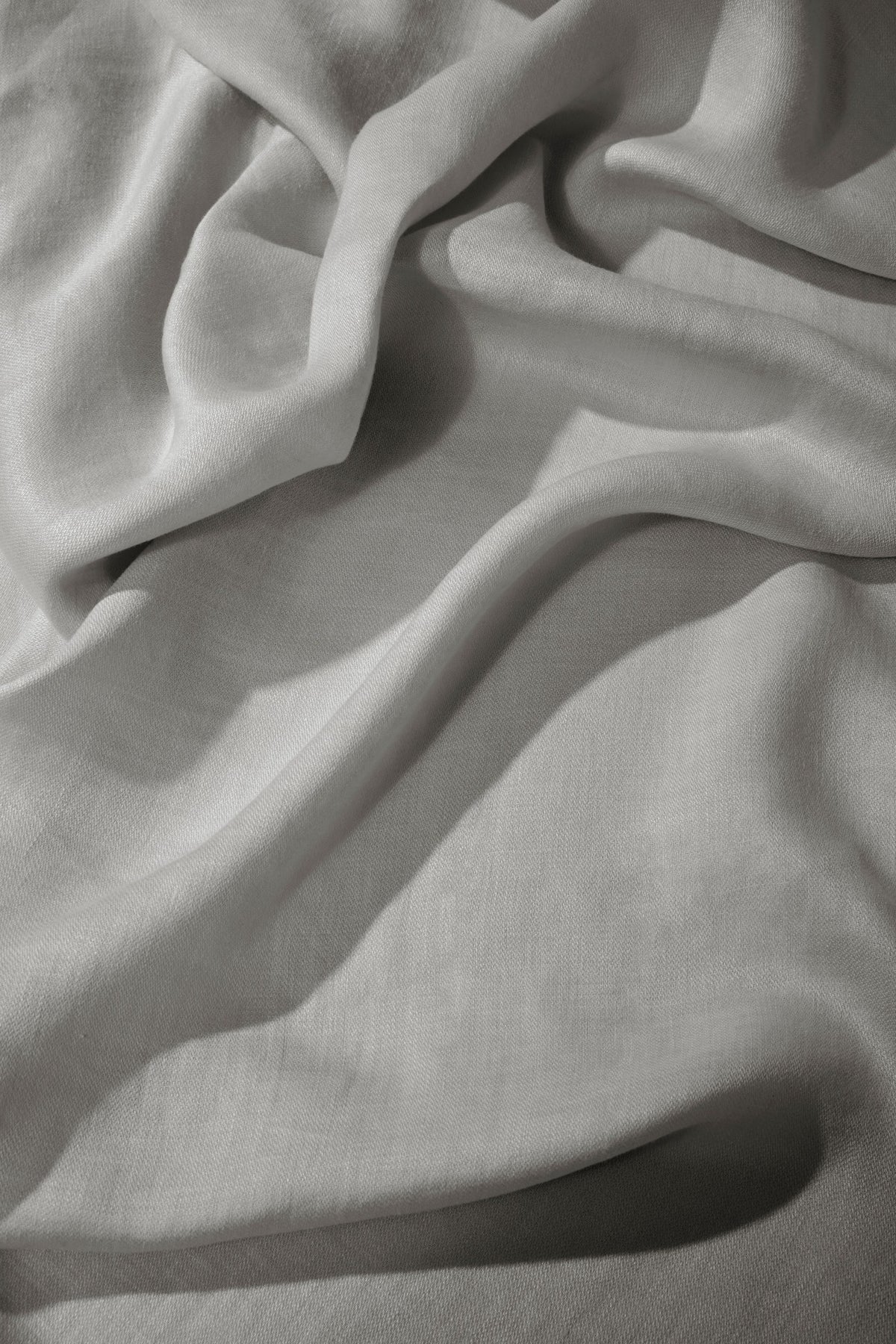LINEN SATEEN TABLECLOTH-LARGE-GREY