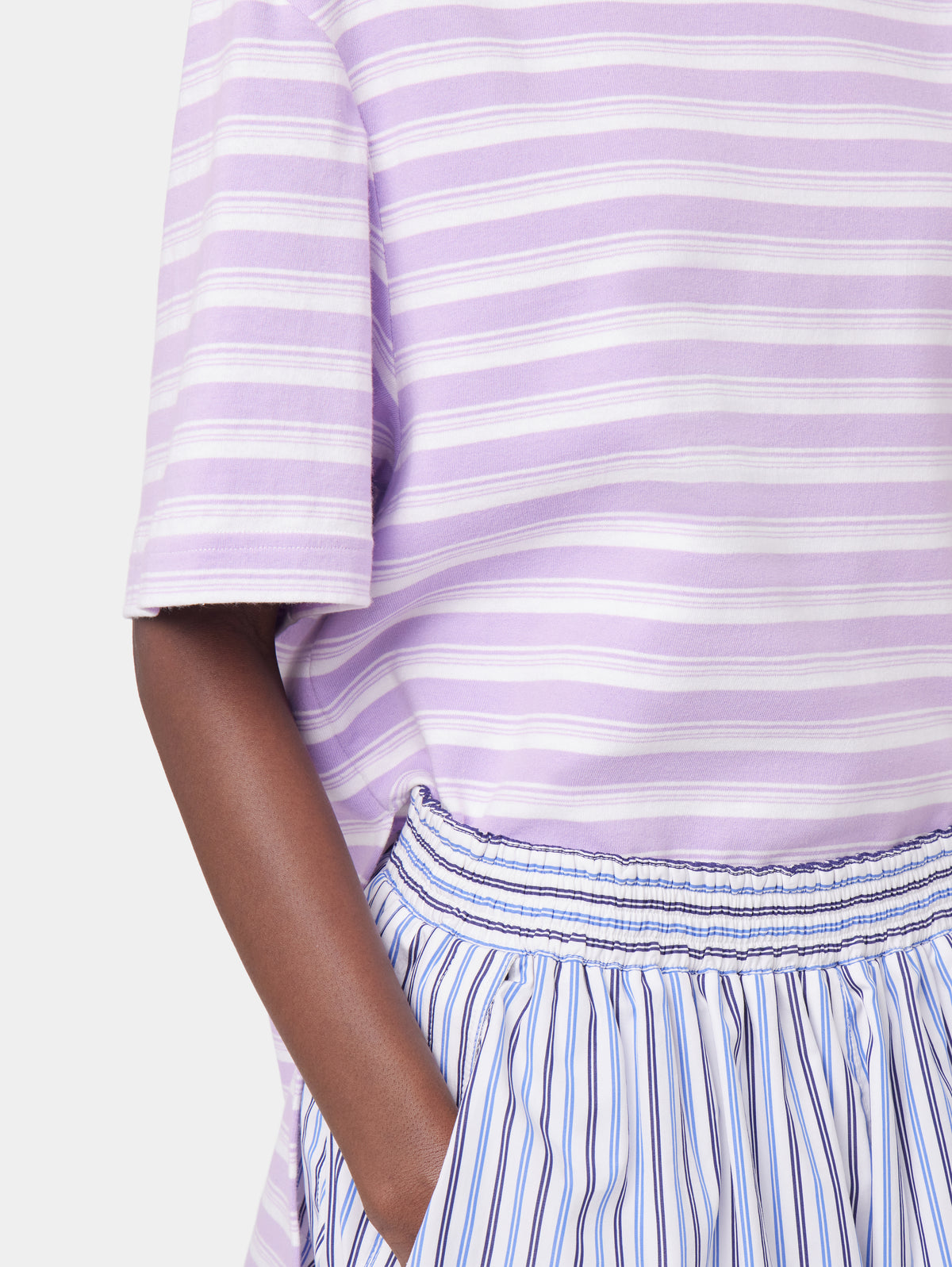 STRIPED SHORTS IN COTTON POPLIN