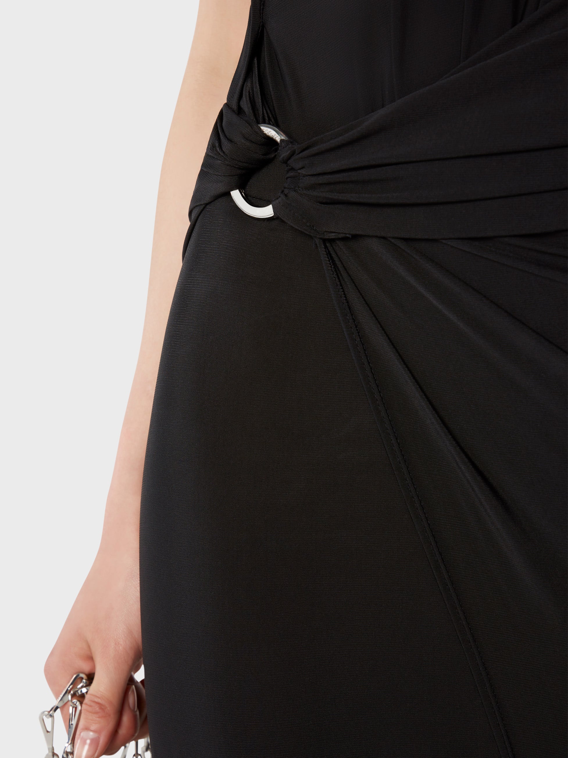 Black Robe - Black