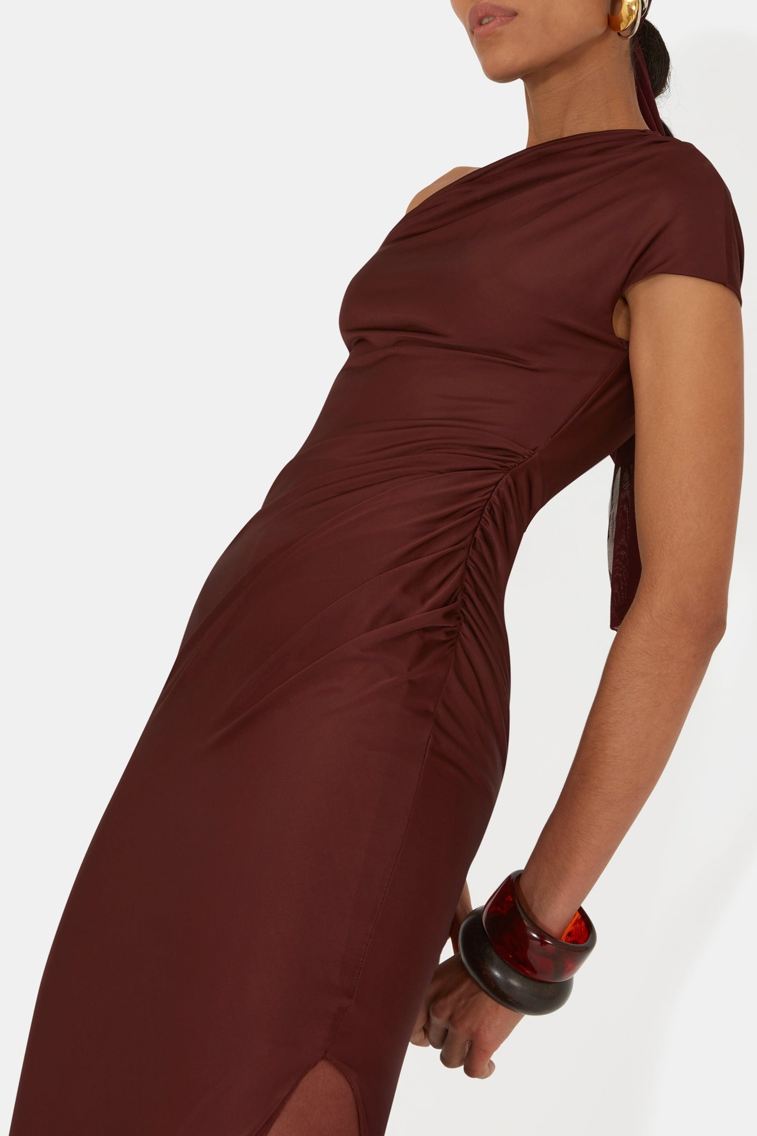 Robe Cascading épaules dénudées - Mahogany
