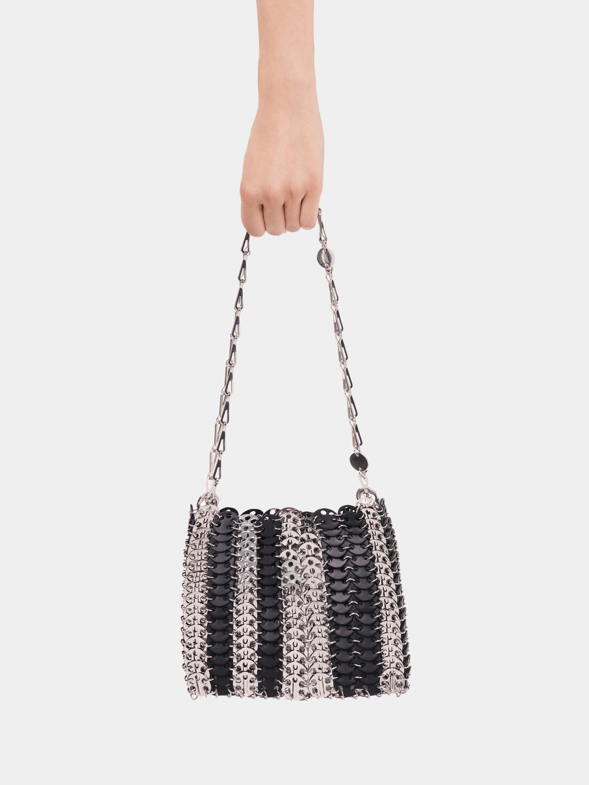 Iconic 1969 bag in black leather and silver
