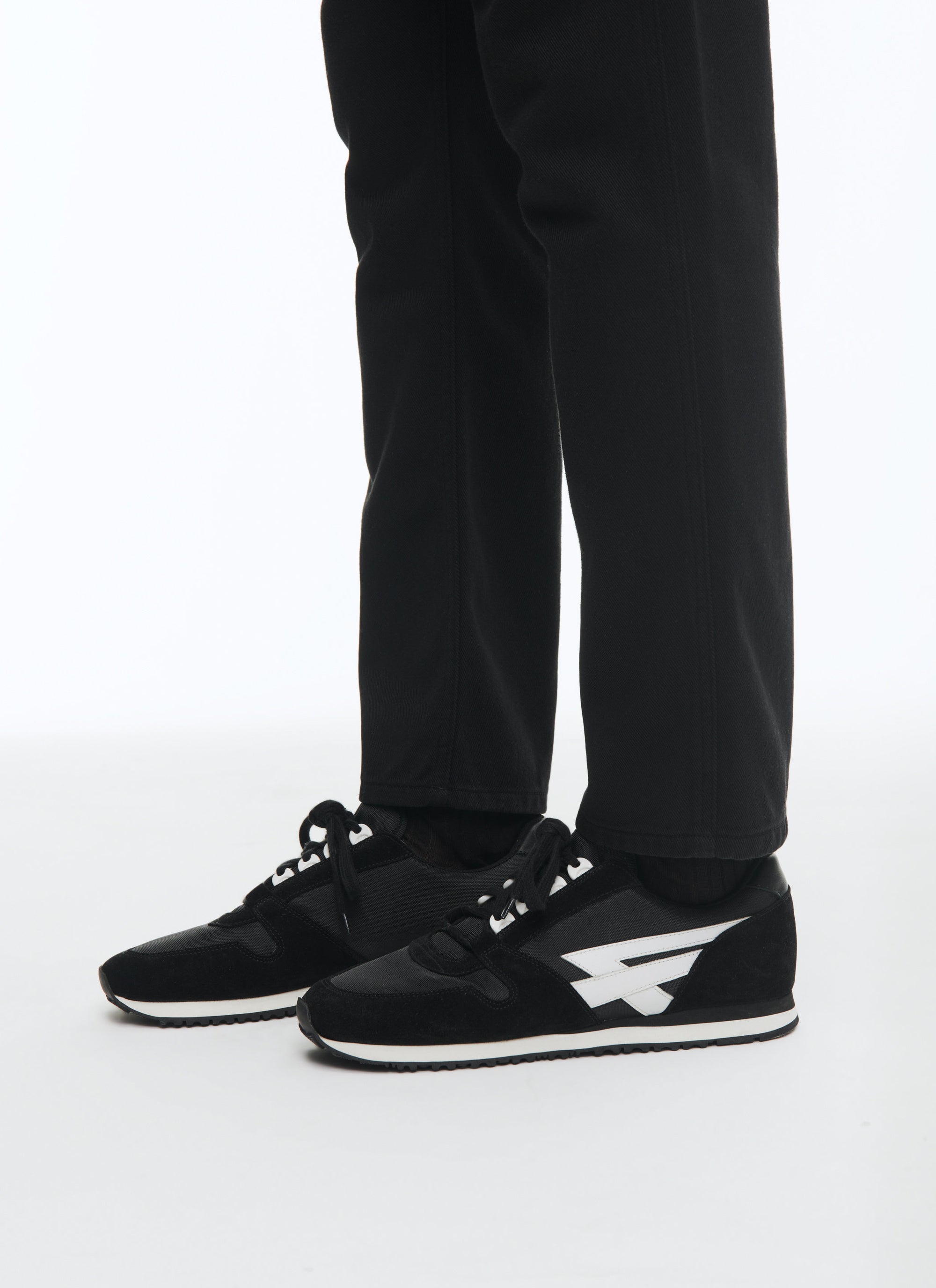 Noir & Blanc Basket - Noir & Blanc