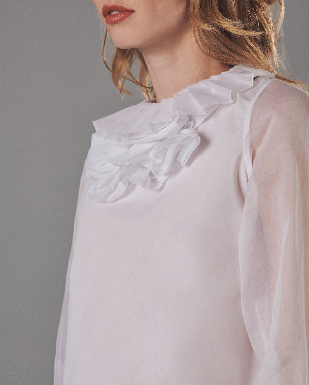Blouse Lucine à détails sur le col - White