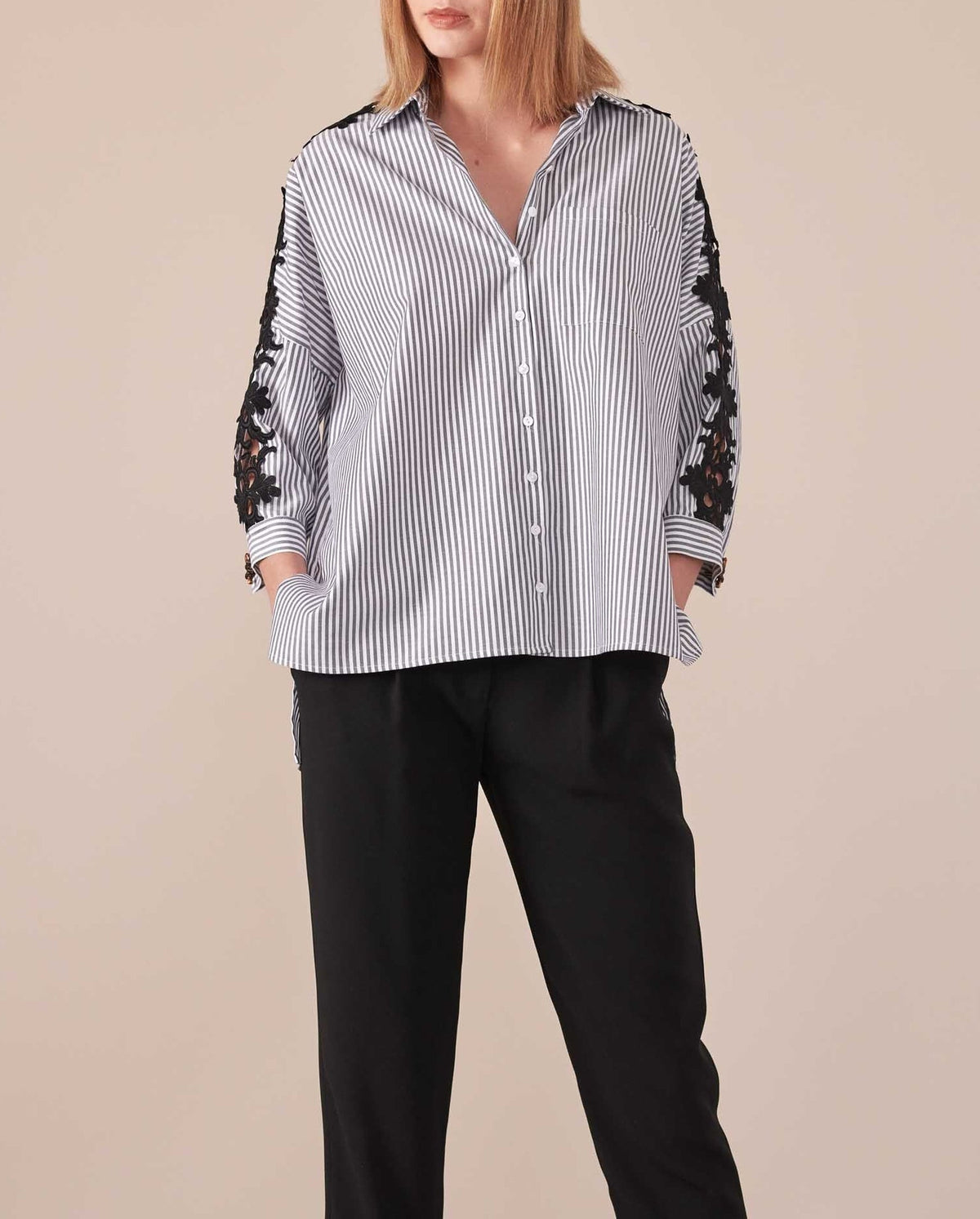 Chemise Ludivine à manches 3/4 en dentelle - Black & White
