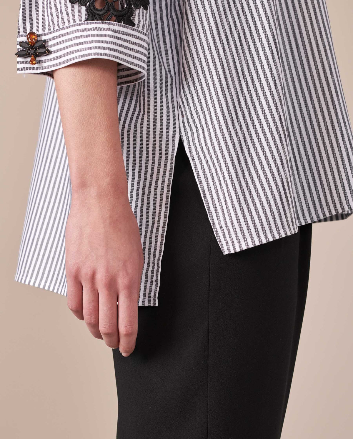 Chemise Ludivine à manches 3/4 en dentelle - Black & White
