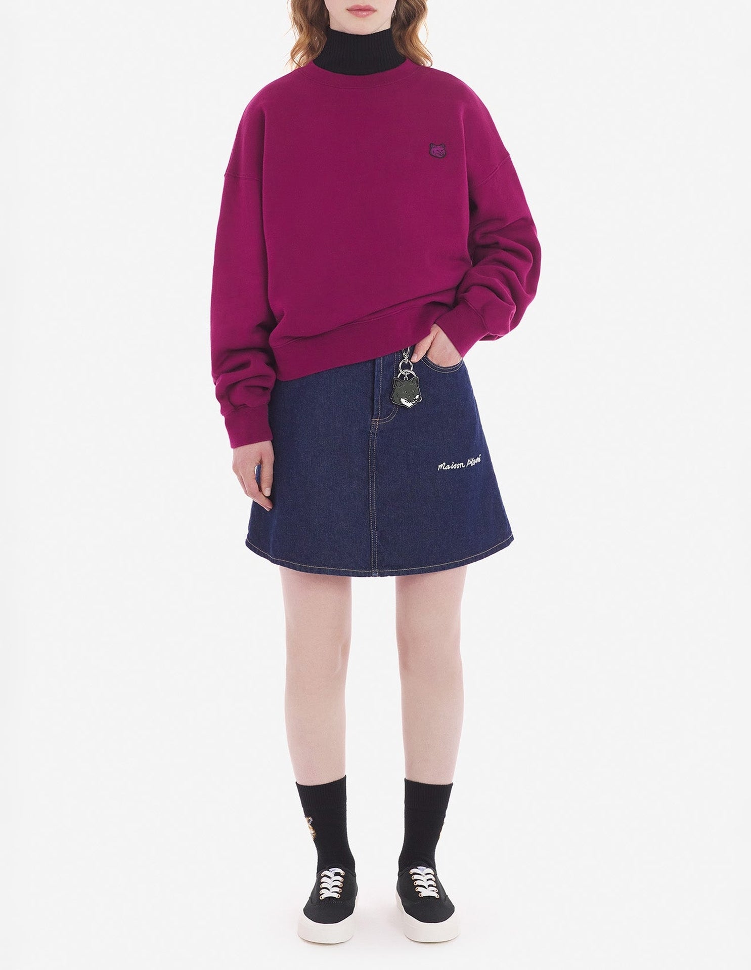 Sweatshirt à manches longues avec écusson brodé - Grape