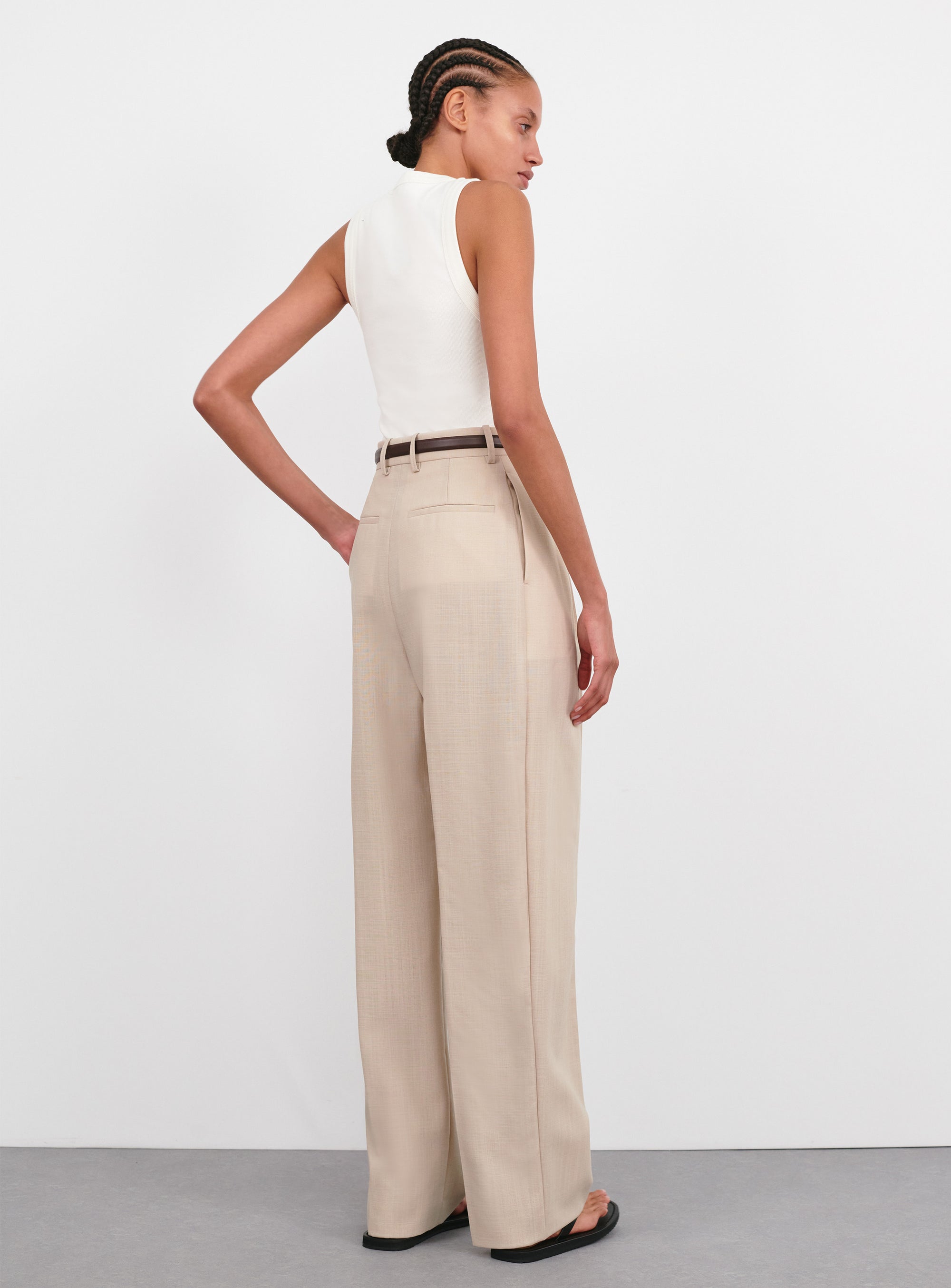 Light Mid Rise Trouser - Sand
