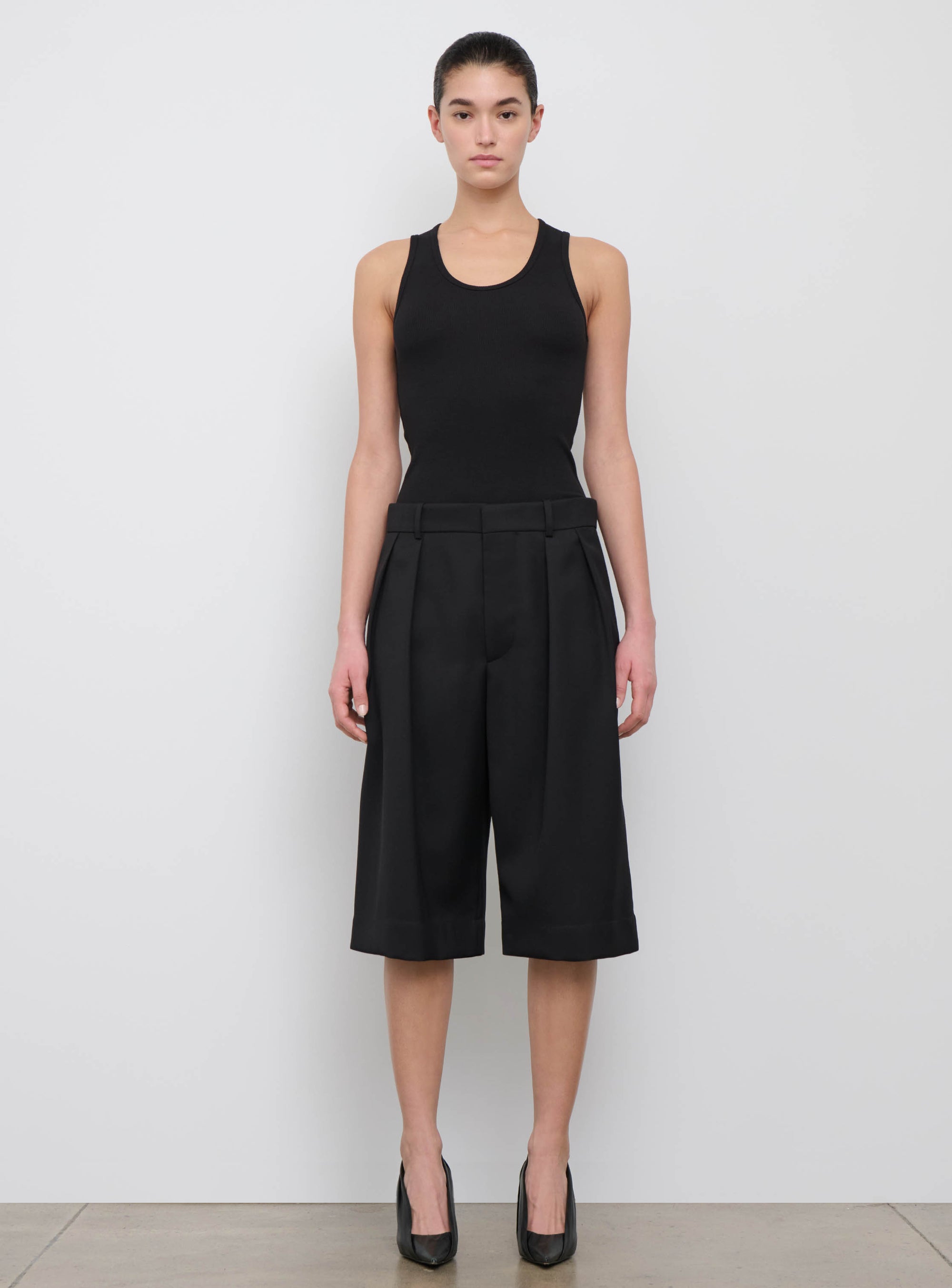 Low Rise Short - Black