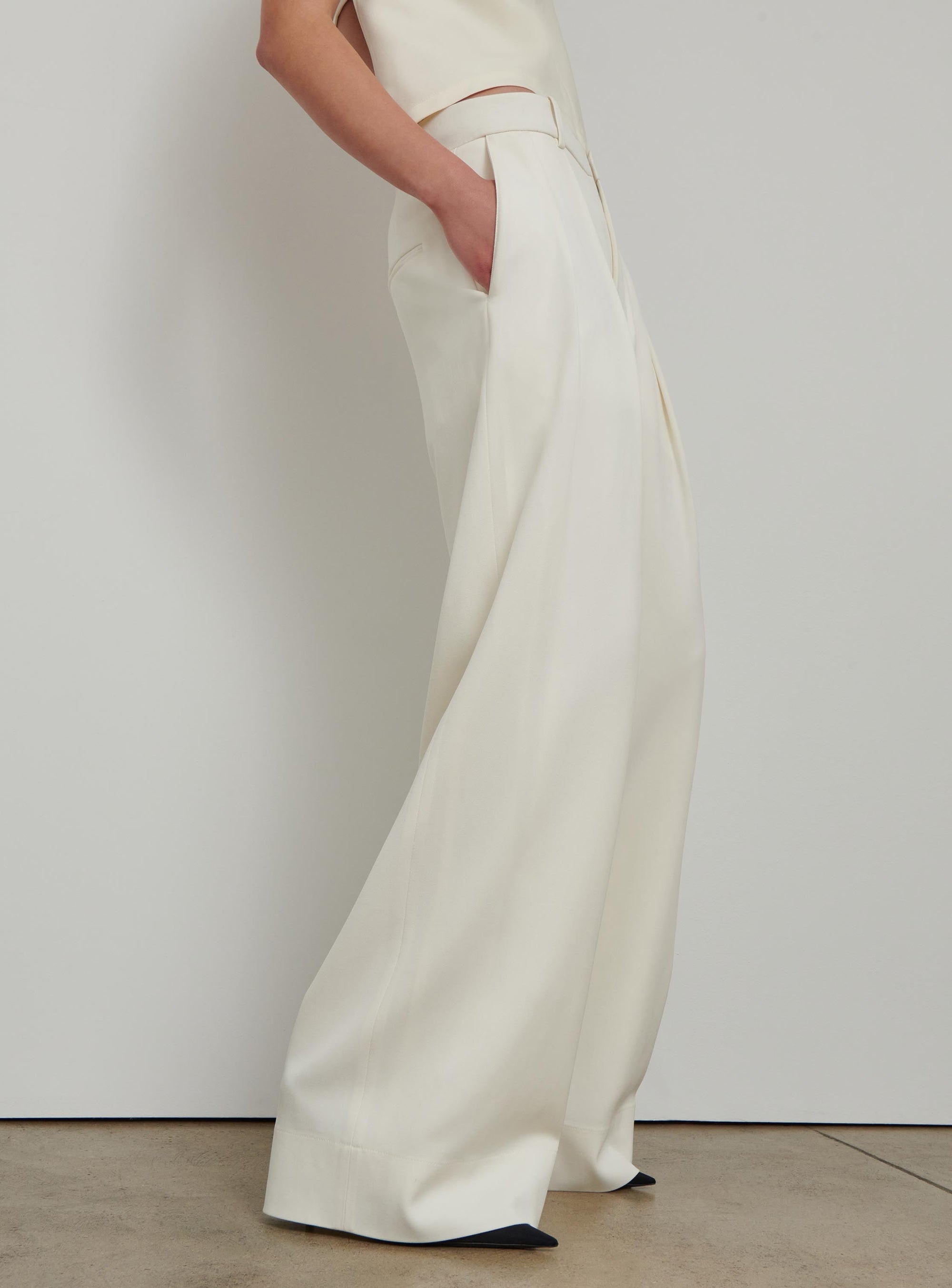 Low Rise Trouser - Off White