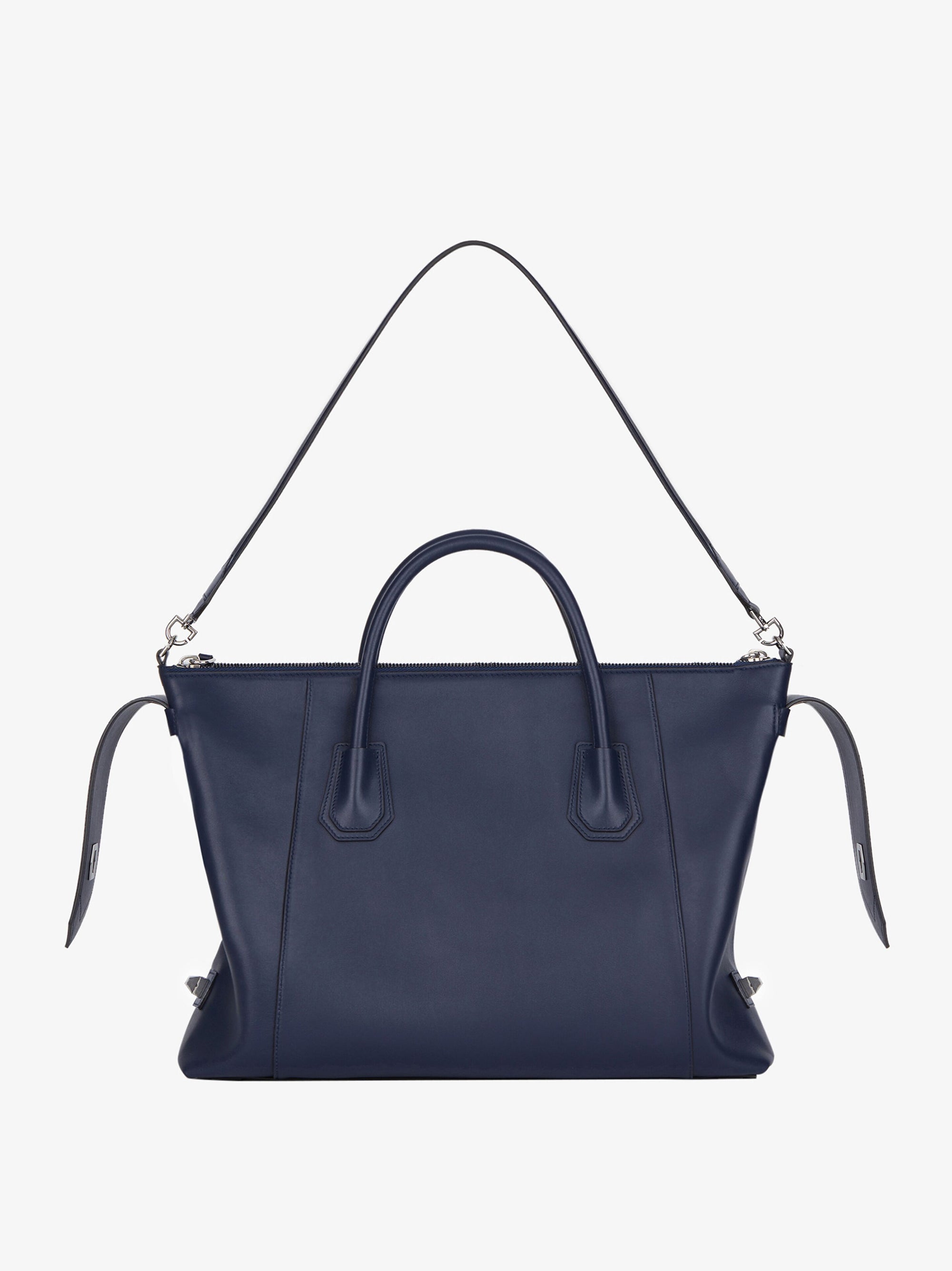 ANTIGONA SOFT - MEDIUM BAG