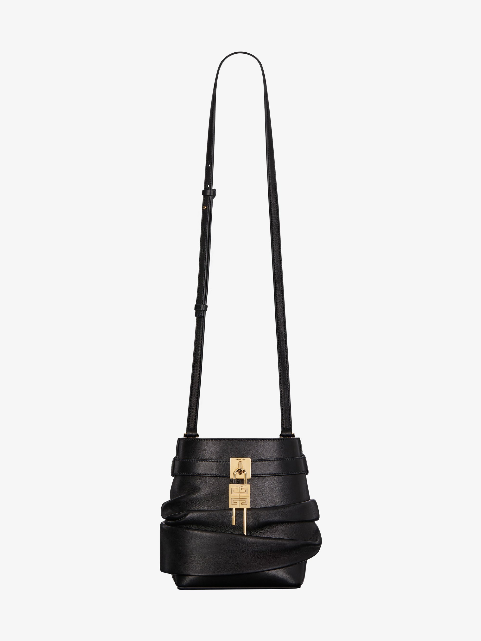 SLOUCHY SHARK BUCKET BAG