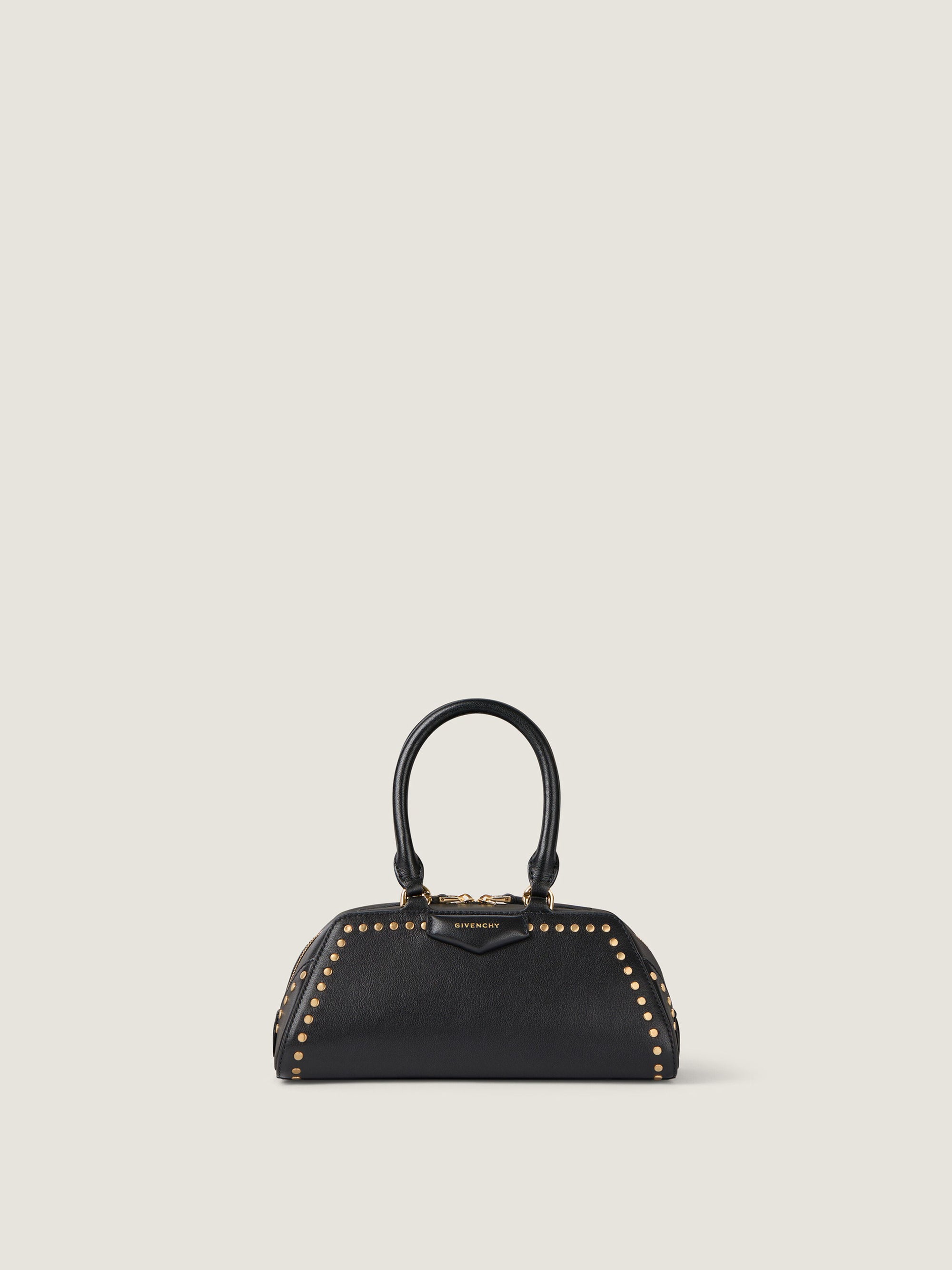 SMOOTH GRAINED LEATHER W/STUDS