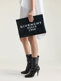 SHOW - GIVENCHY POCHETTE