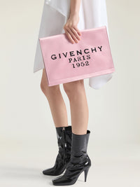 SHOW - GIVENCHY POCHETTE