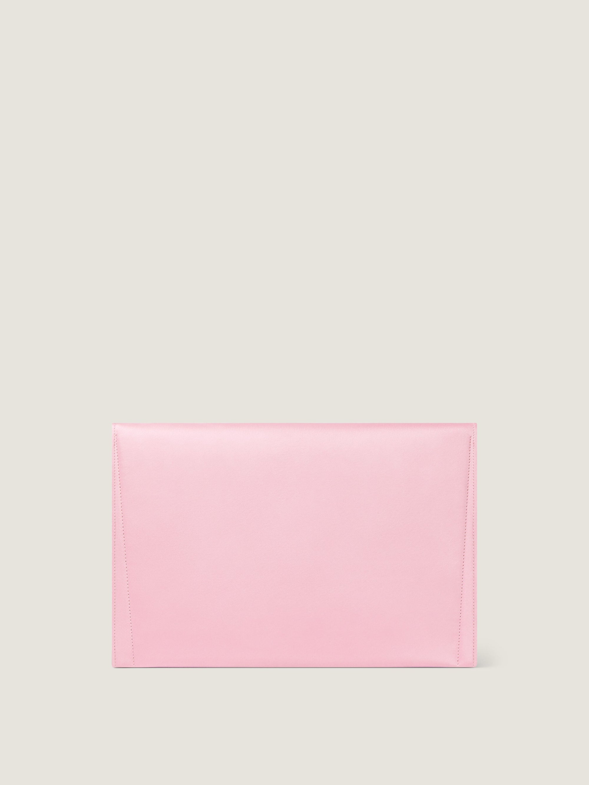 SHOW - GIVENCHY POCHETTE